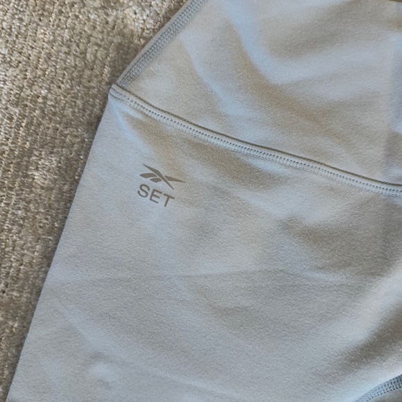 Set Active x Reebok Light Blue Leggings Size S - Picture 2 of 3
